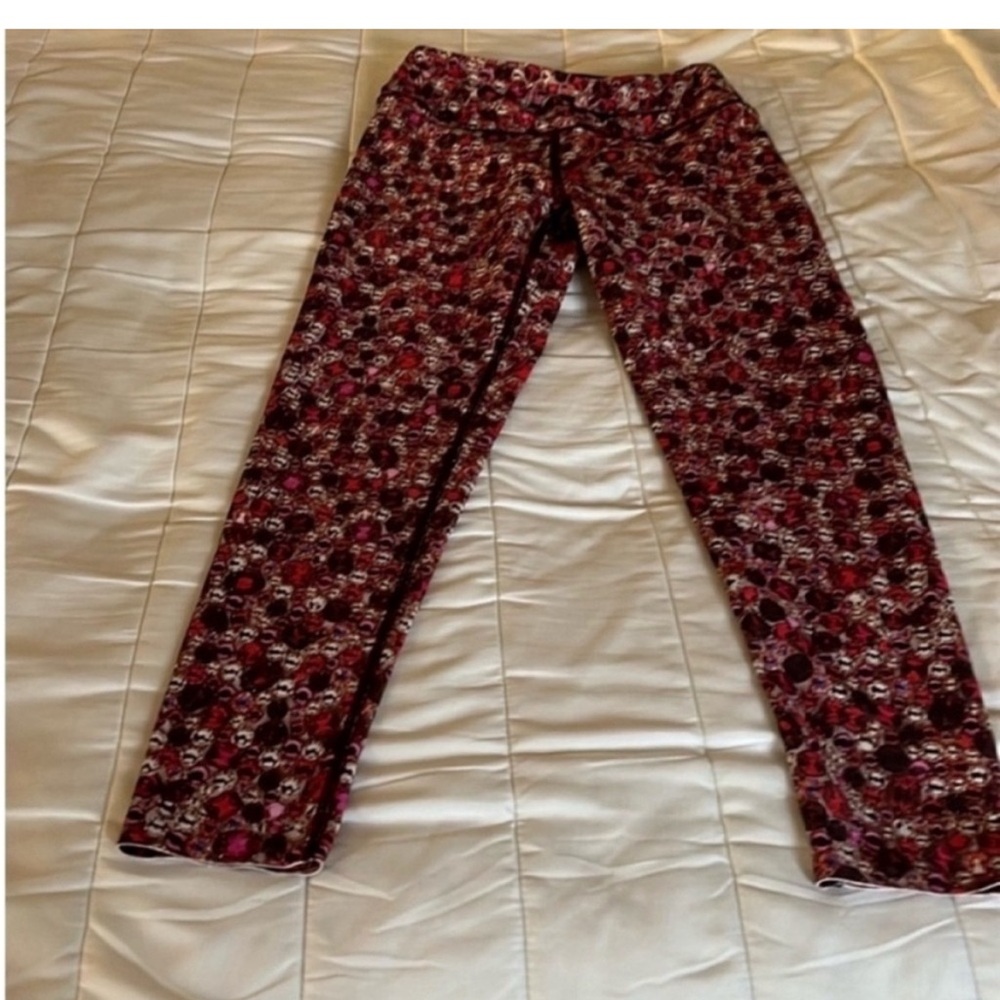 Victoria's Secret knockout workout leggings. 25” inseam